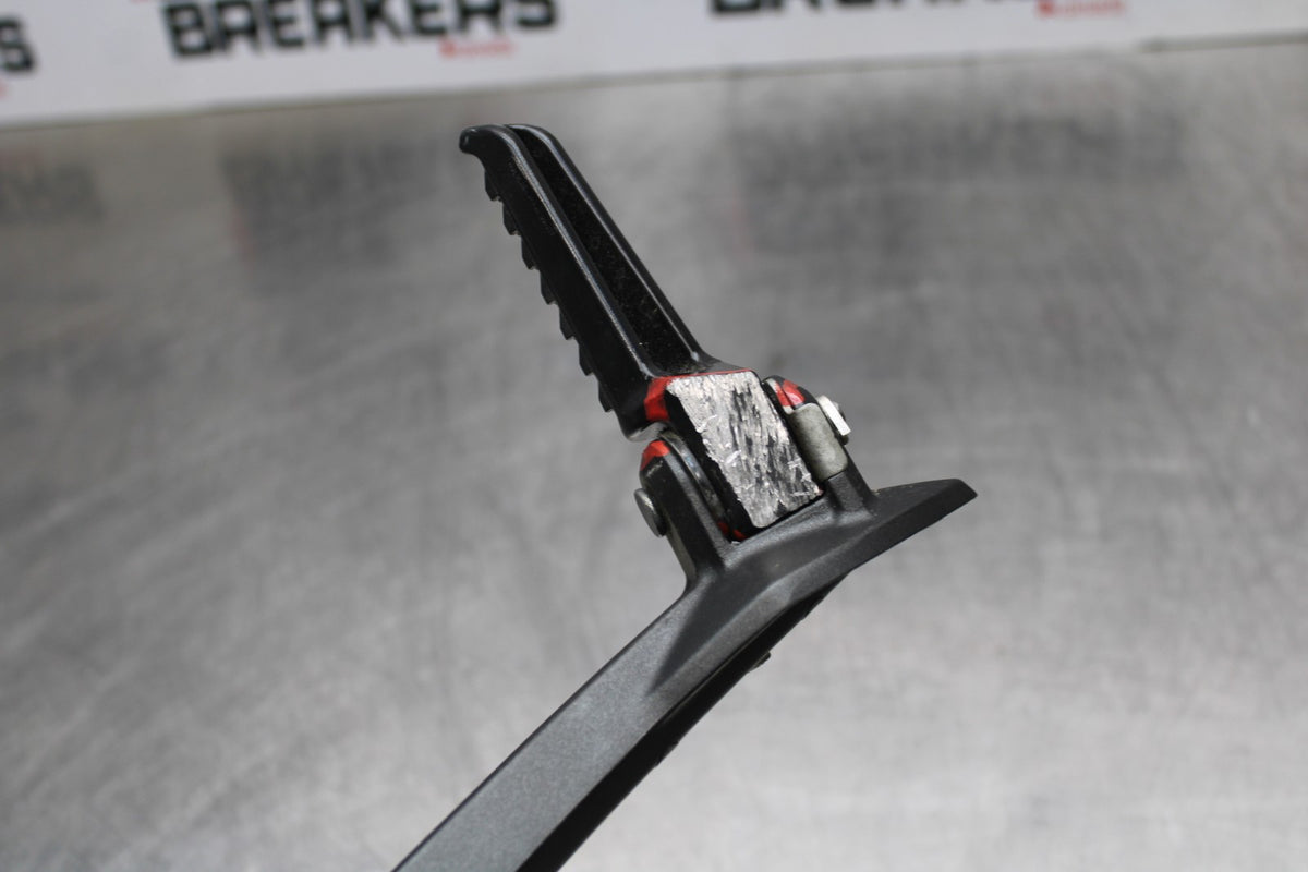 21-23 KAWASAKI NINJA ZX6R LEFT REAR BACK PASSENGER PEG BB179