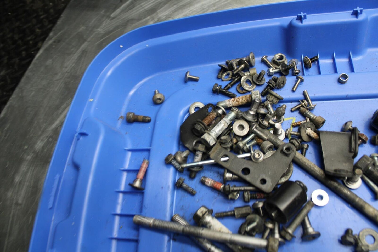 08-12 KAWASAKI NINJA 250R EX250J LEFTOVER MOUNTING BOLTS HARDWARE  SCREWS BB496