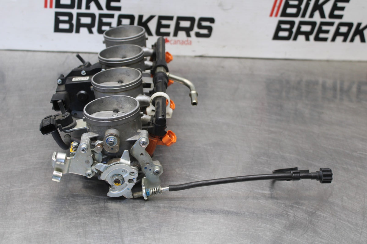 13-18 KAWASAKI NINJA ZX6R MAIN FUEL INJECTORS / THROTTLE BODIES BB915