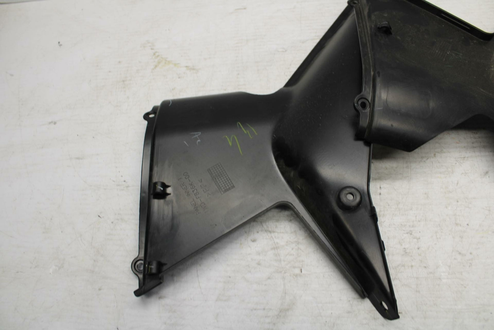 15-17 YAMAHA YZF R3 RIGHT LEFT INNER FAIRINGS COWLS PANELS TRIMS BB293