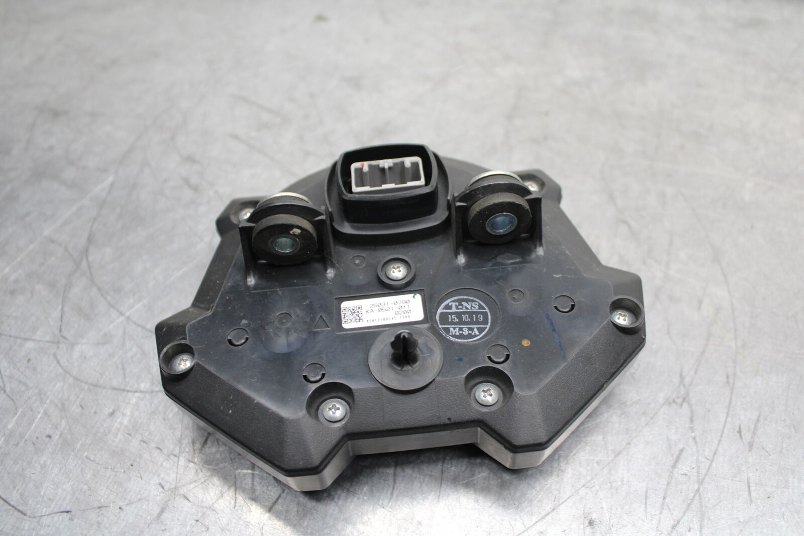 19-22 KAWASAKI Z400 SPEEDO TACH GAUGES DISPLAY CLUSTER SPEEDOMETER BB738
