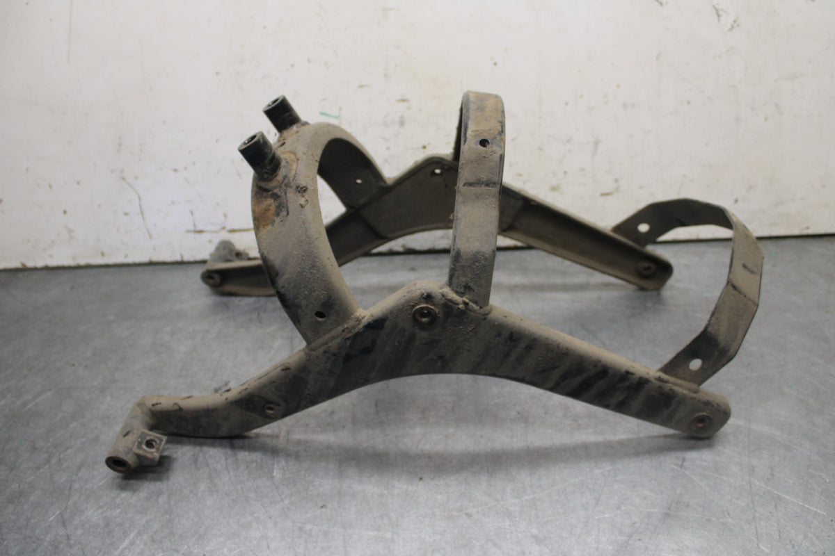 05-06 YAMAHA ROYAL STAR REAR FENDER SUPPORT FRAME SUBFRAME 4XY-21190-02-00 BB697