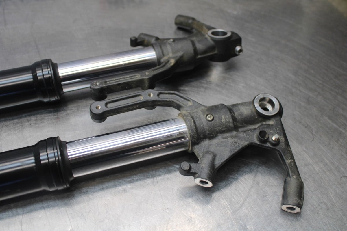 25 KAWASAKI Z900 FRONT FORKS SHOCK SUSPENSION SET PAIR BB928