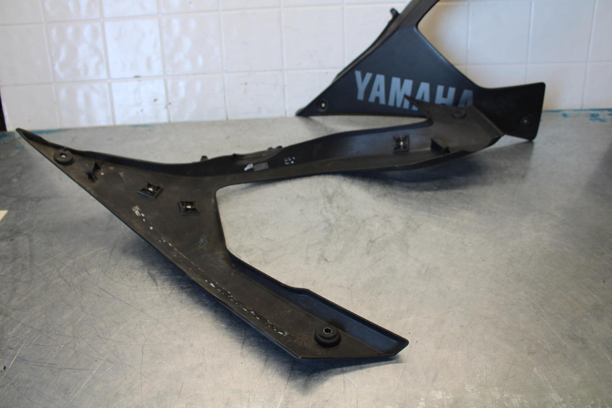 17-18 YAMAHA YZF R3 LOWER BOTTOM BELLY FAIRING COWL BB438 