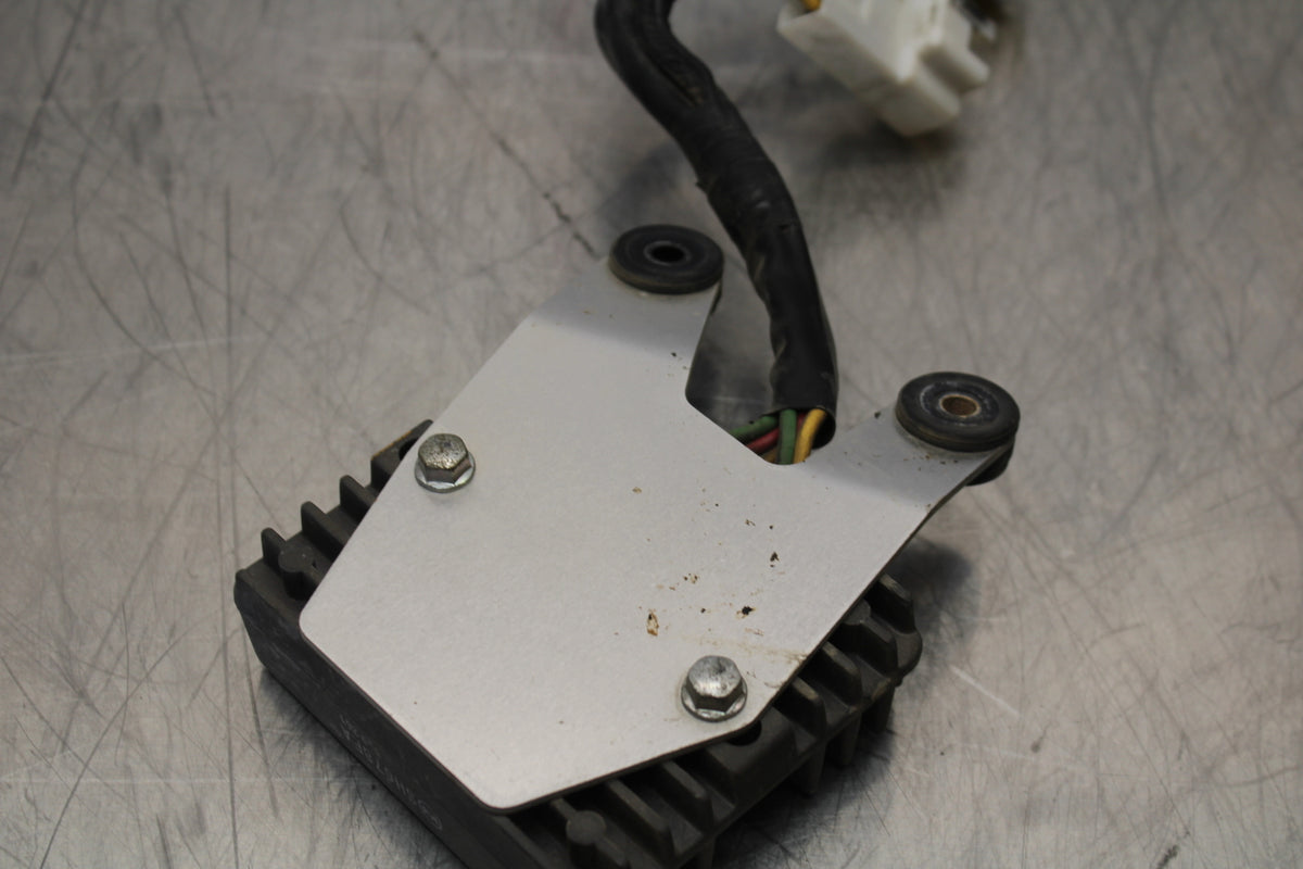 05-06 HONDA CBR600RR RECTIFIER VOLTAGE REGULATOR BB149
