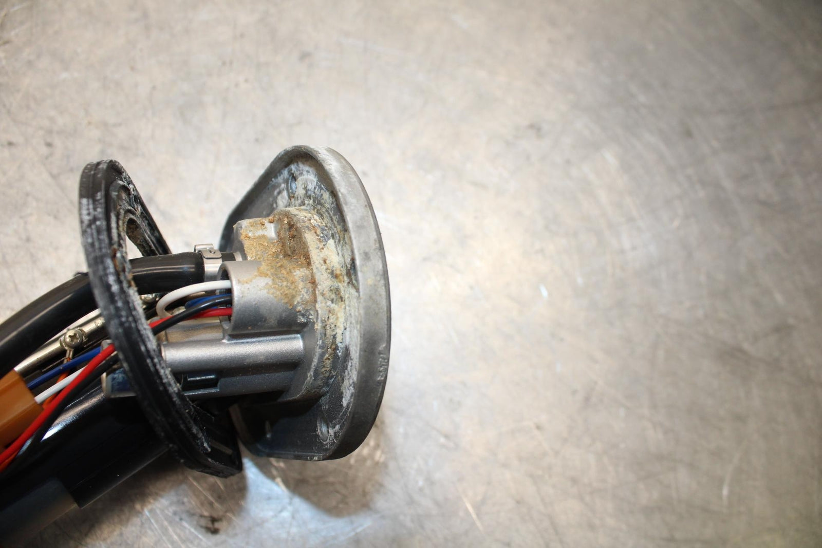 2009 Aprilia Shiver 750 SL750 FUEL PUMP GAS PETROL SENDER UNIT BB506
