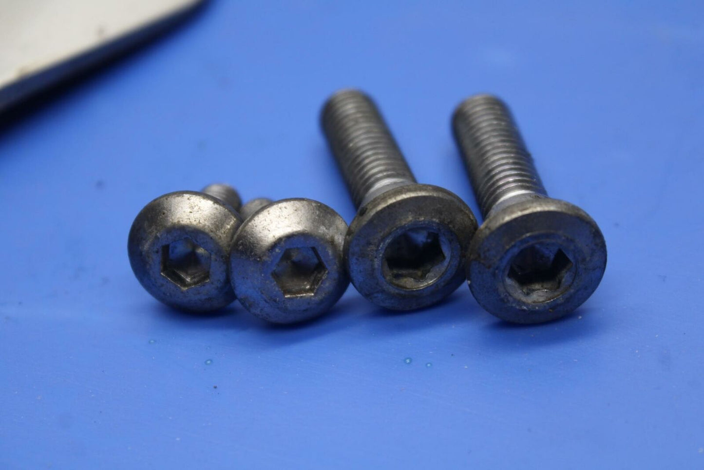 13-17 KAWASAKI NINJA ZX6R ZX636E LEFT RIGHT HEEL GUARD COVER SET BB409