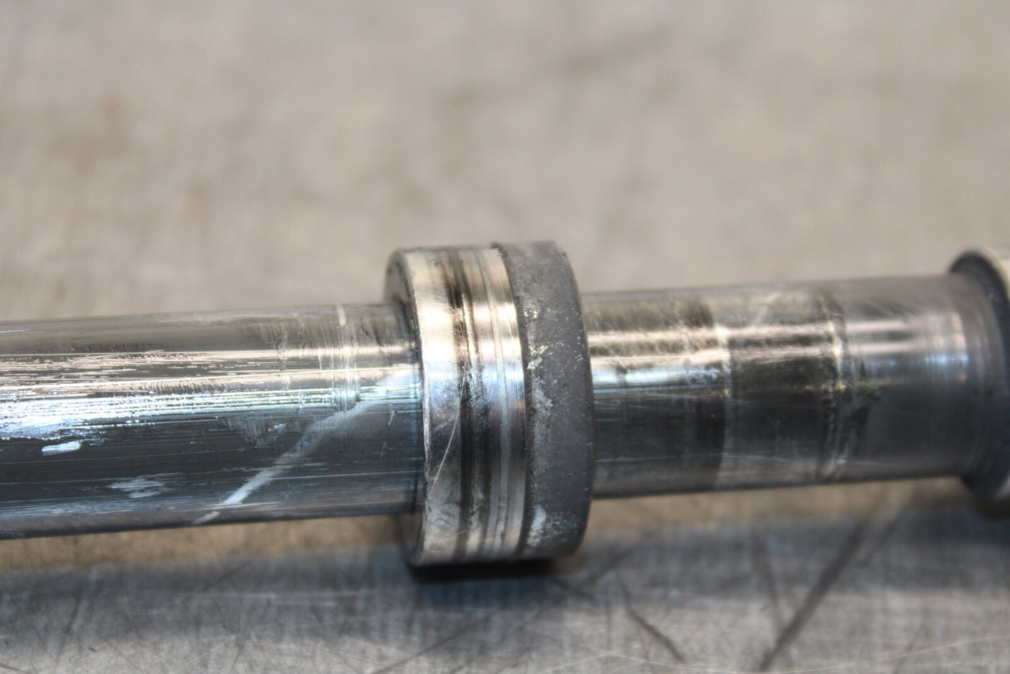 12-17 KAWASAKI ER-6N Z650 FRONT WHEEL RIM AXLE PIVOT BOLT BB709