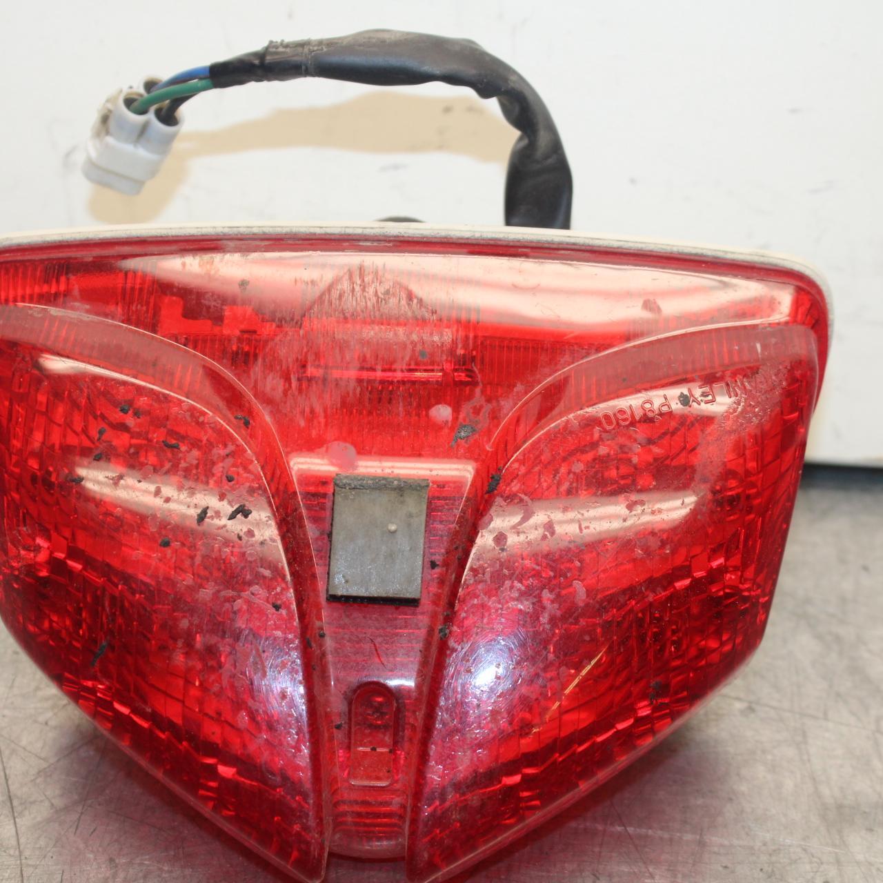 2011 Suzuki GSXR600 REAR TAIL TAILLIGHT BACK BRAKE LIGHT BB602