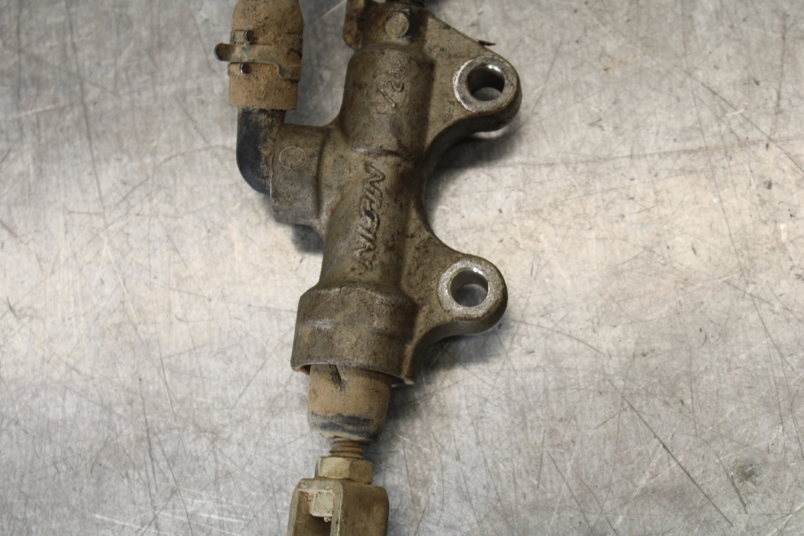 01-05 YAMAHA RAPTOR 660R REAR BACK BRAKE MASTER CYLINDER W RESERVOIR BB695