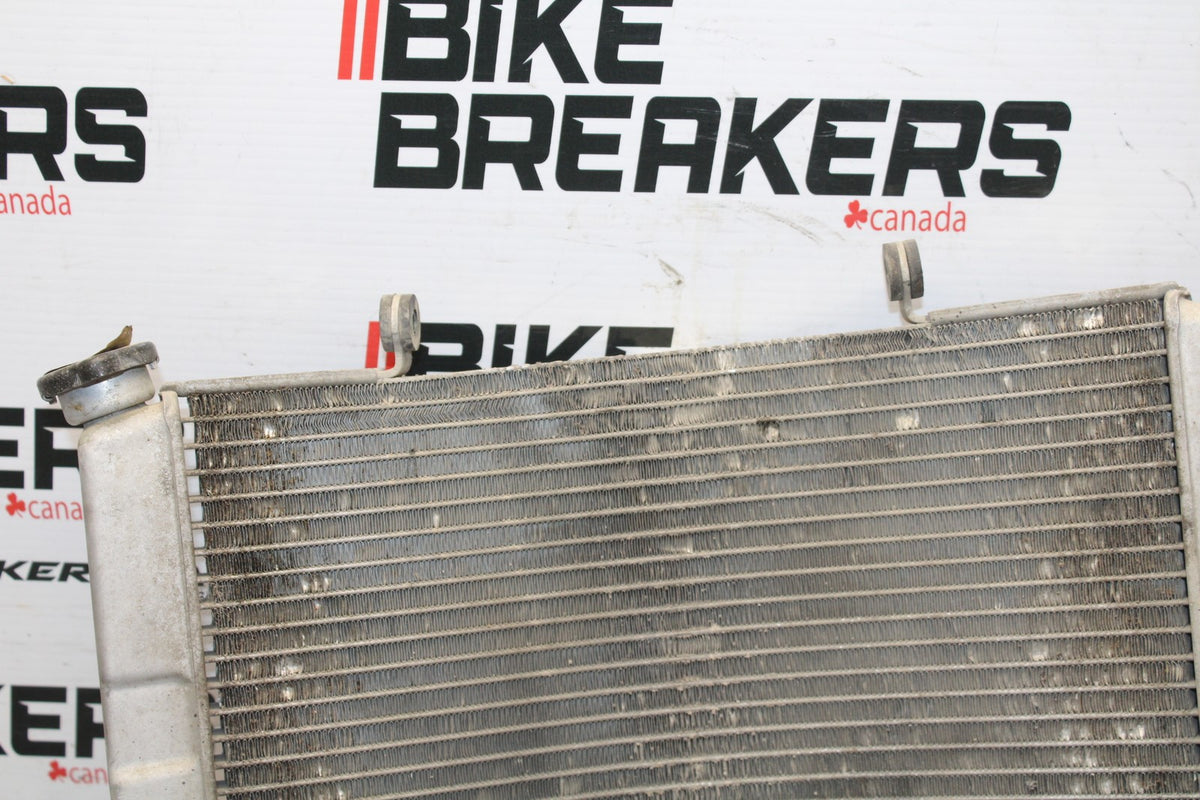 01-03 SUZUKI GSXR600 ENGINE RADIATOR MOTOR COOLER COOLING RADIATER BB841