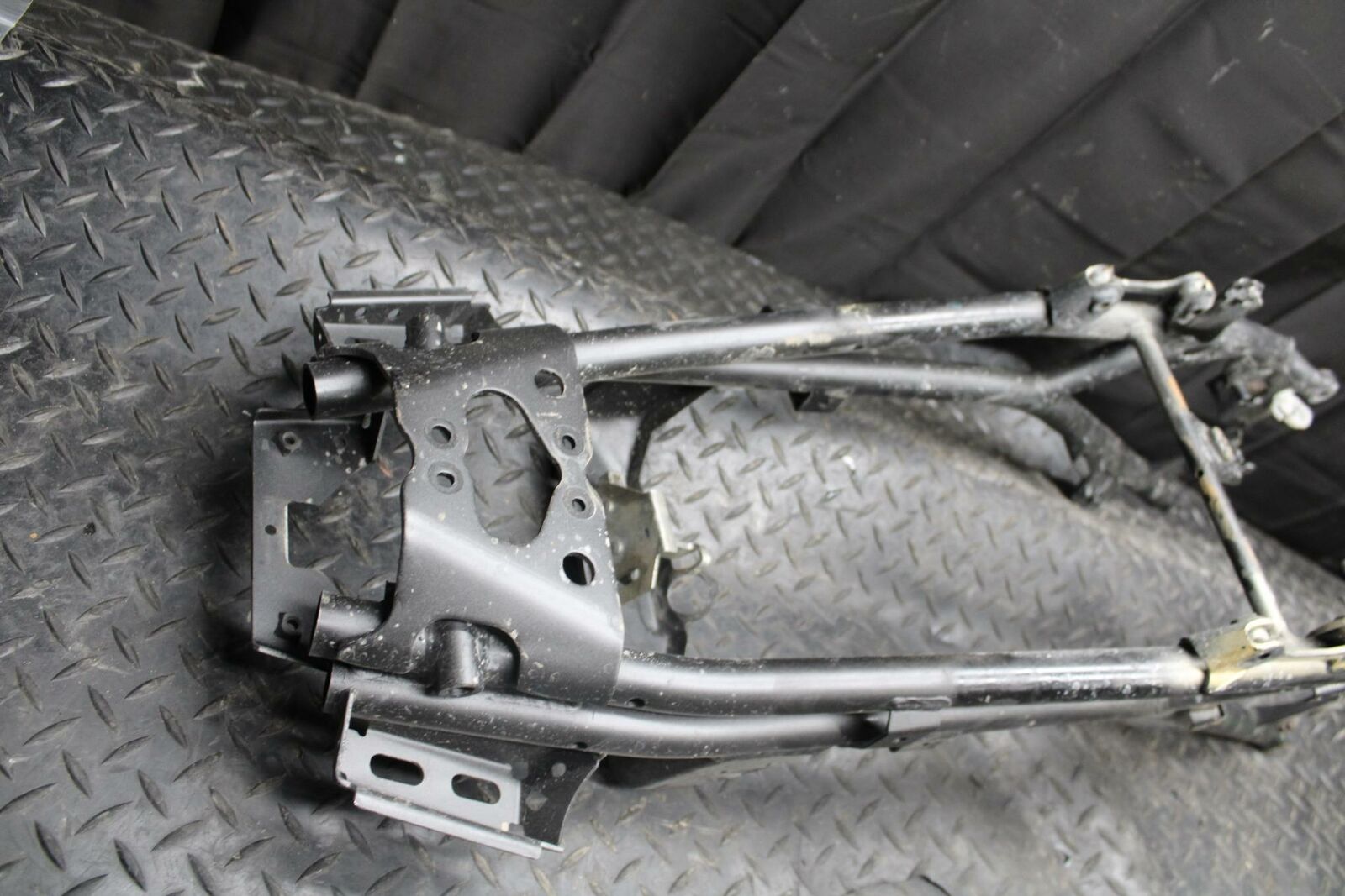 16-18 HONDA CBR500R REAR SUBFRAME BACK SUB FRAME BB231
