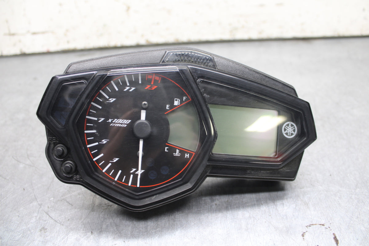 15-17 YAMAHA YZF R3 SPEEDO TACH GAUGES CLUSTER SPEEDOMETER TACHOMETER  BB111