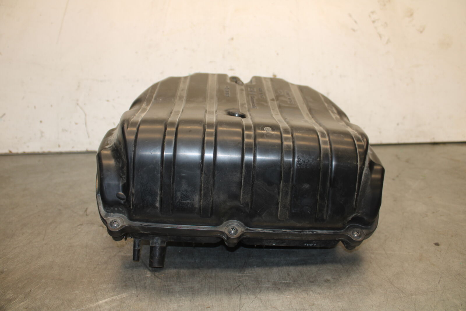 19-23 KAWASAKI NINJA ZX6R AIRBOX AIR INTAKE FILTER BOX BB701
