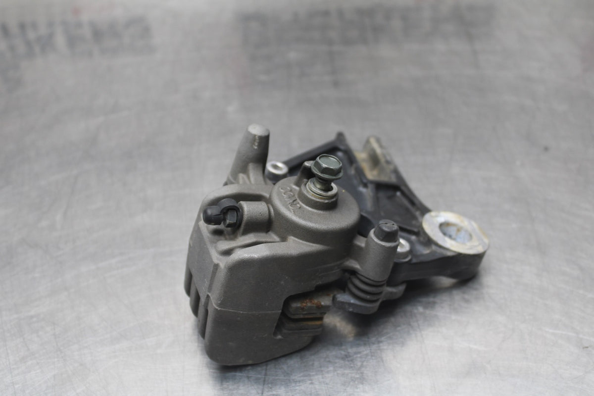 07 KAWASAKI NINJA 650 EX650 REAR BACK BRAKE CALIPER W MOUNT BRACKET BB844