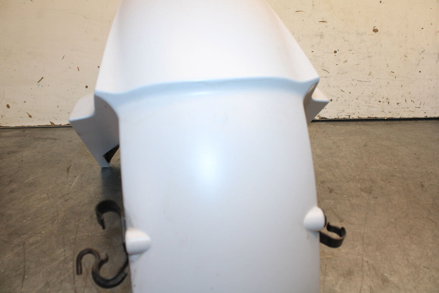 13-18 KAWASAKI NINJA ZX6R FRONT WHEEL FENDER COWL FAIRING BB682