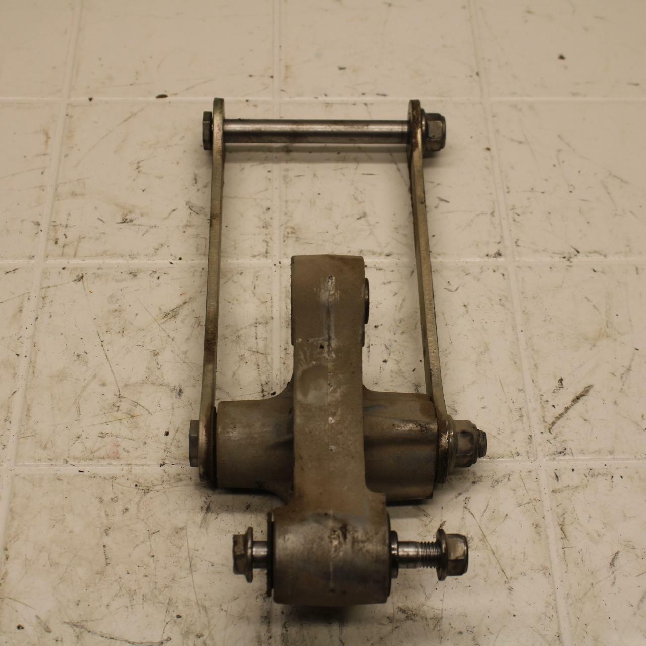 19-20 KAWASAKI NINJA ZX6R REAR DOGBONE SHOCK LINKAGE LINK BB407