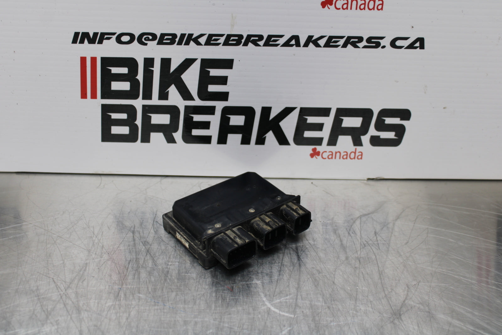 04-05 KAWASAKI NINJA ZX10R RELAY ASSEMBLY BOX BB163