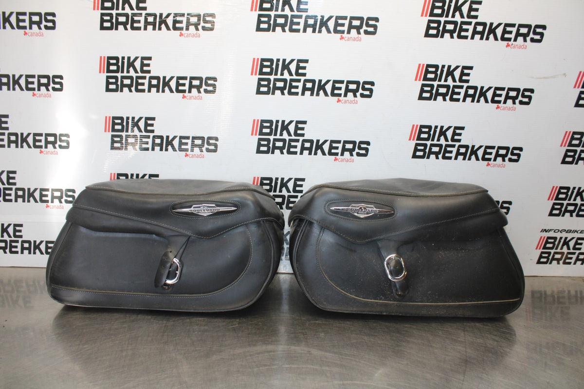 05-09 SUZUKI BOULEVARD C90 SIDE CARGO LUGGAGE SADDLEBAG BAG COMPARTMENT BB918