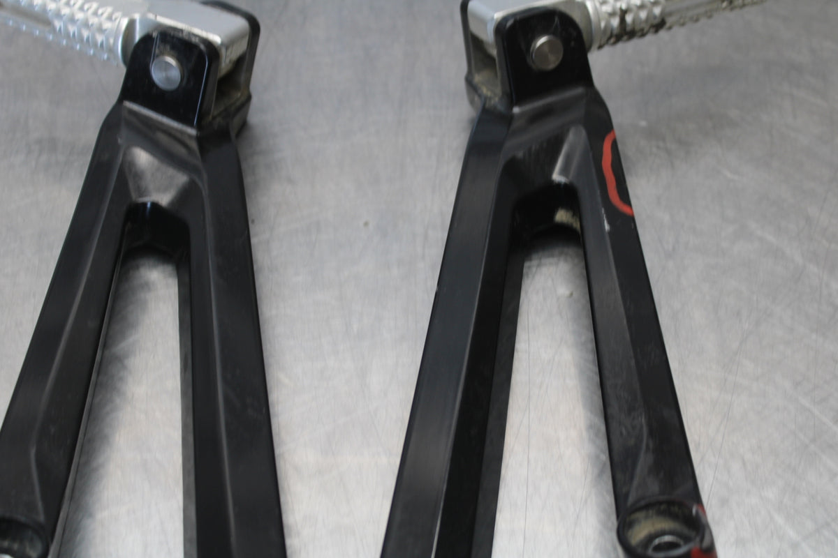 10-11 BMW S1000RR REAR BACK PASSENGER PEG SET PAIR BB168