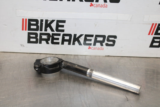 08 KAWASAKI ZX6R RIGHT CLIP ON HANDLEBAR BB896