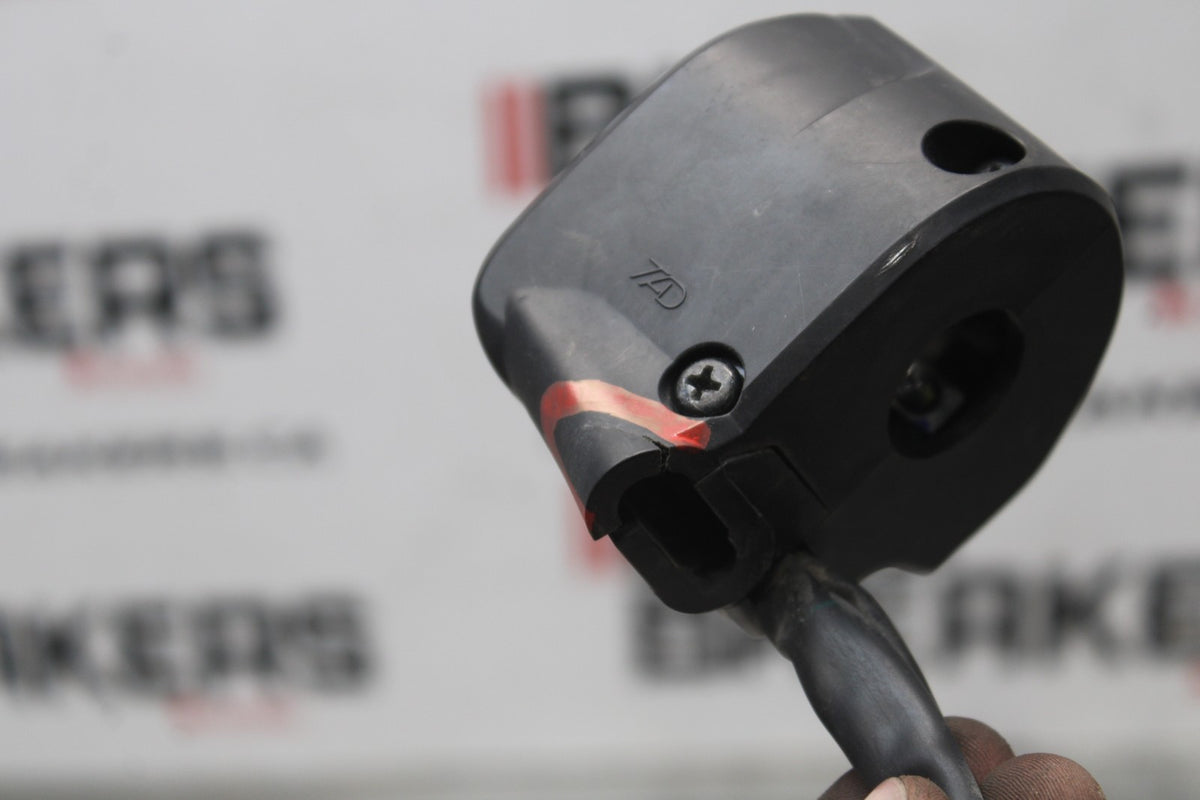13 KAWASAKI NINJA 650 EX650F ABS RIGHT HANDLE KILL OFF START SWITCH BB828