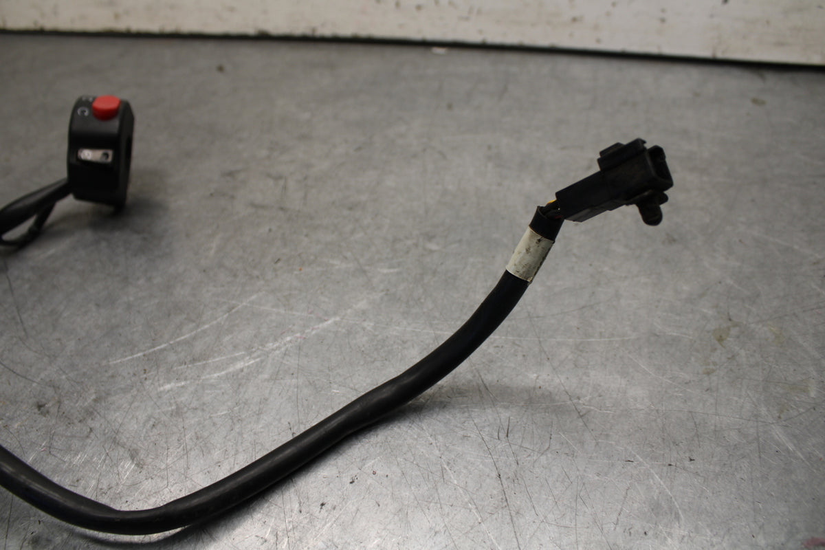 09-11 TRIUMPH DAYTONA 675 RIGHT CLIP ON HANDLE KILL OFF START SWITCH BB652