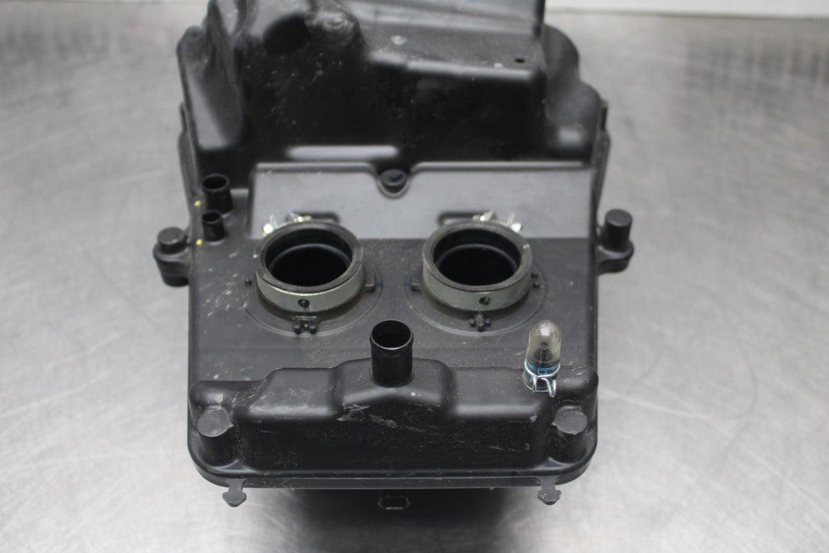 18-26 KAWASAKI Z400 AIRBOX AIR INTAKE FILTER BOX BB852