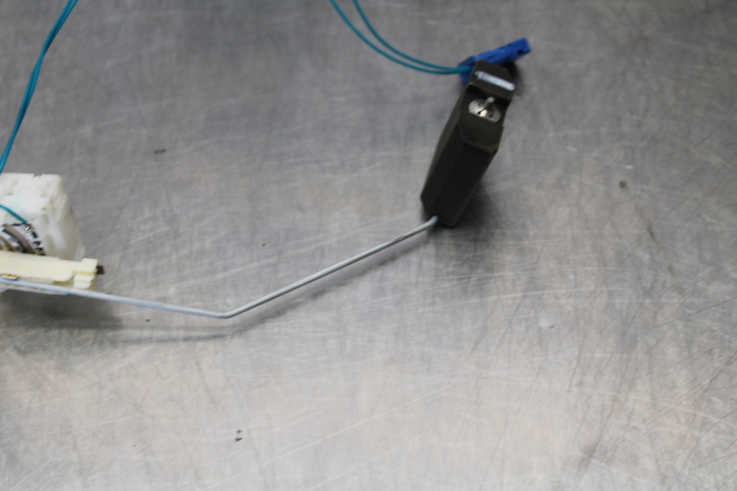 10-11 BMW S1000RR FLOAT GAS FUEL PETROL LEVEL SENDING UNIT BB168
