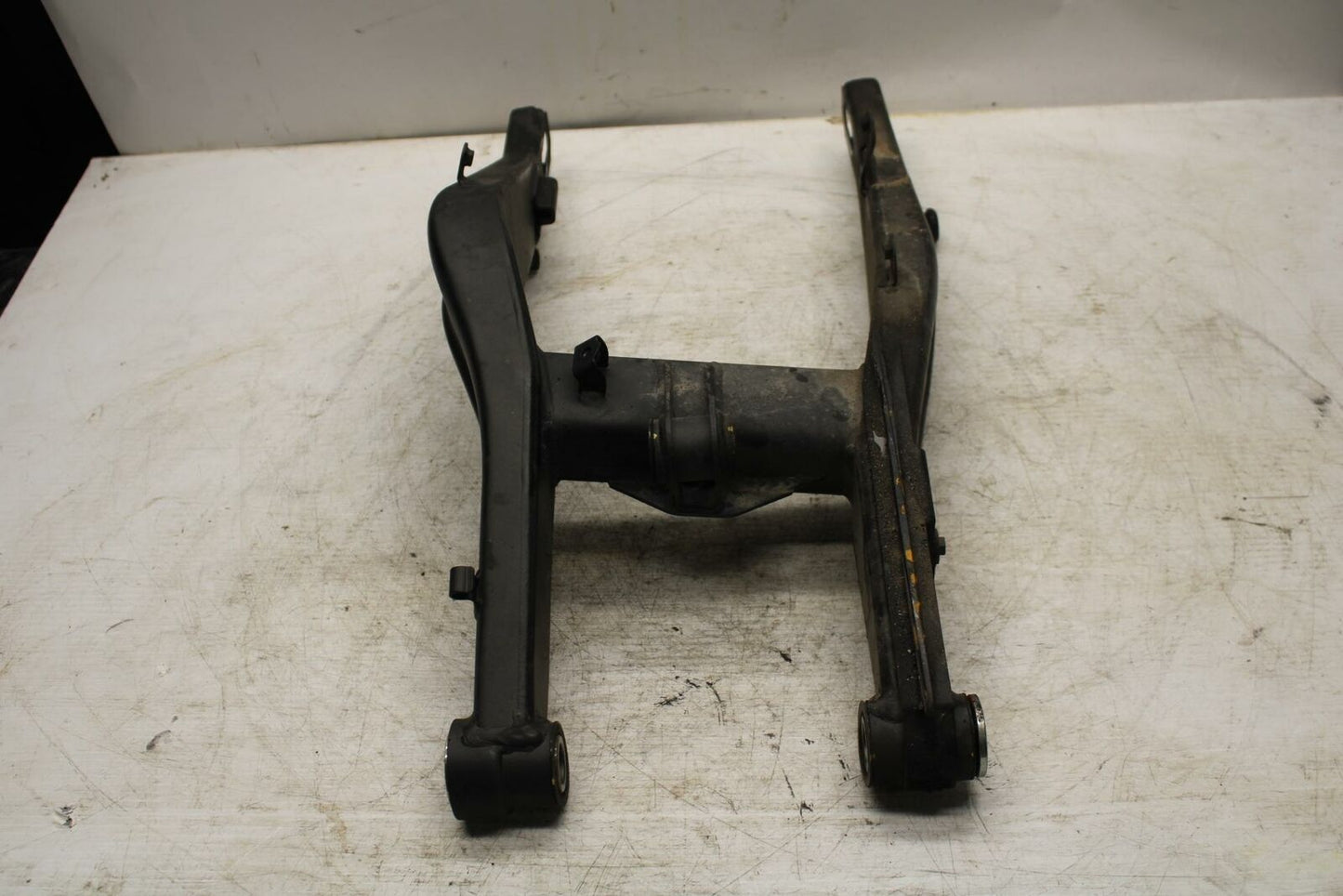 17-20 KAWASAKI NINJA 650 REAR SWINGARM BACK SUSPENSION SWING ARM BB364