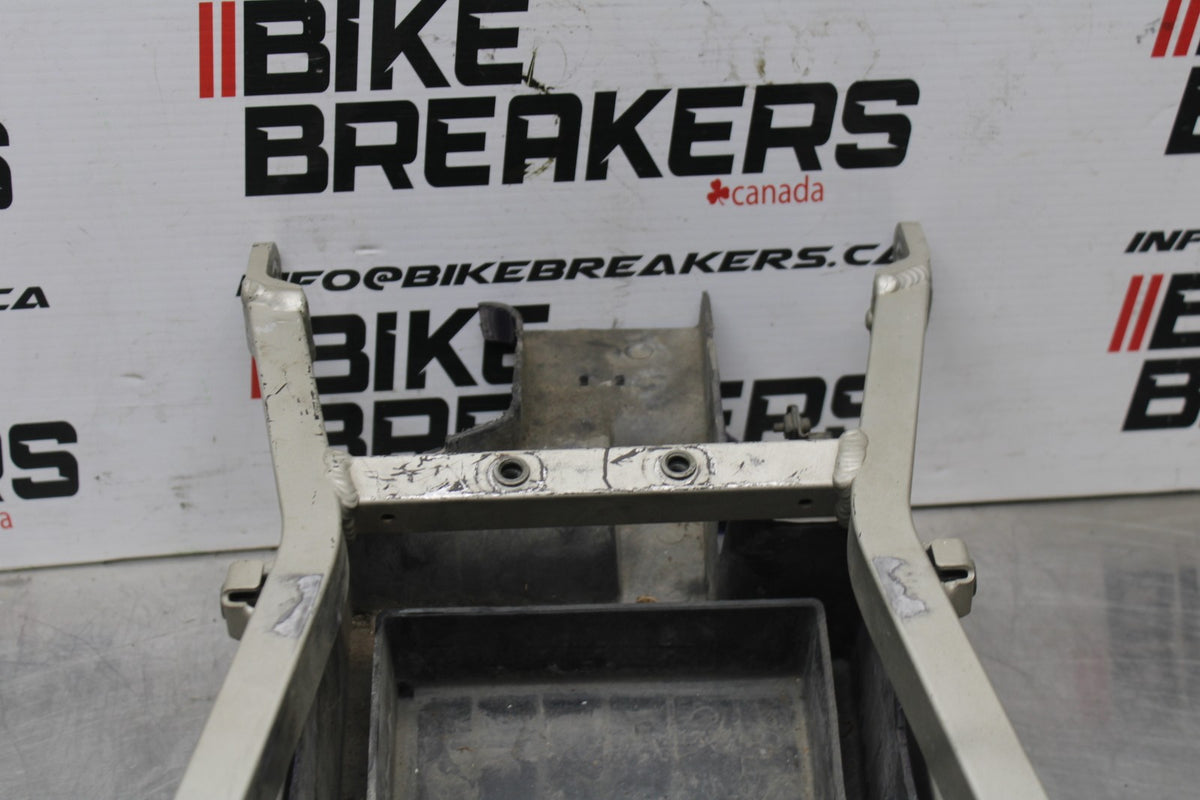 98 KAWASAKI NINJA ZX6 REAR SUBFRAME BACK SUB FRAME BB870