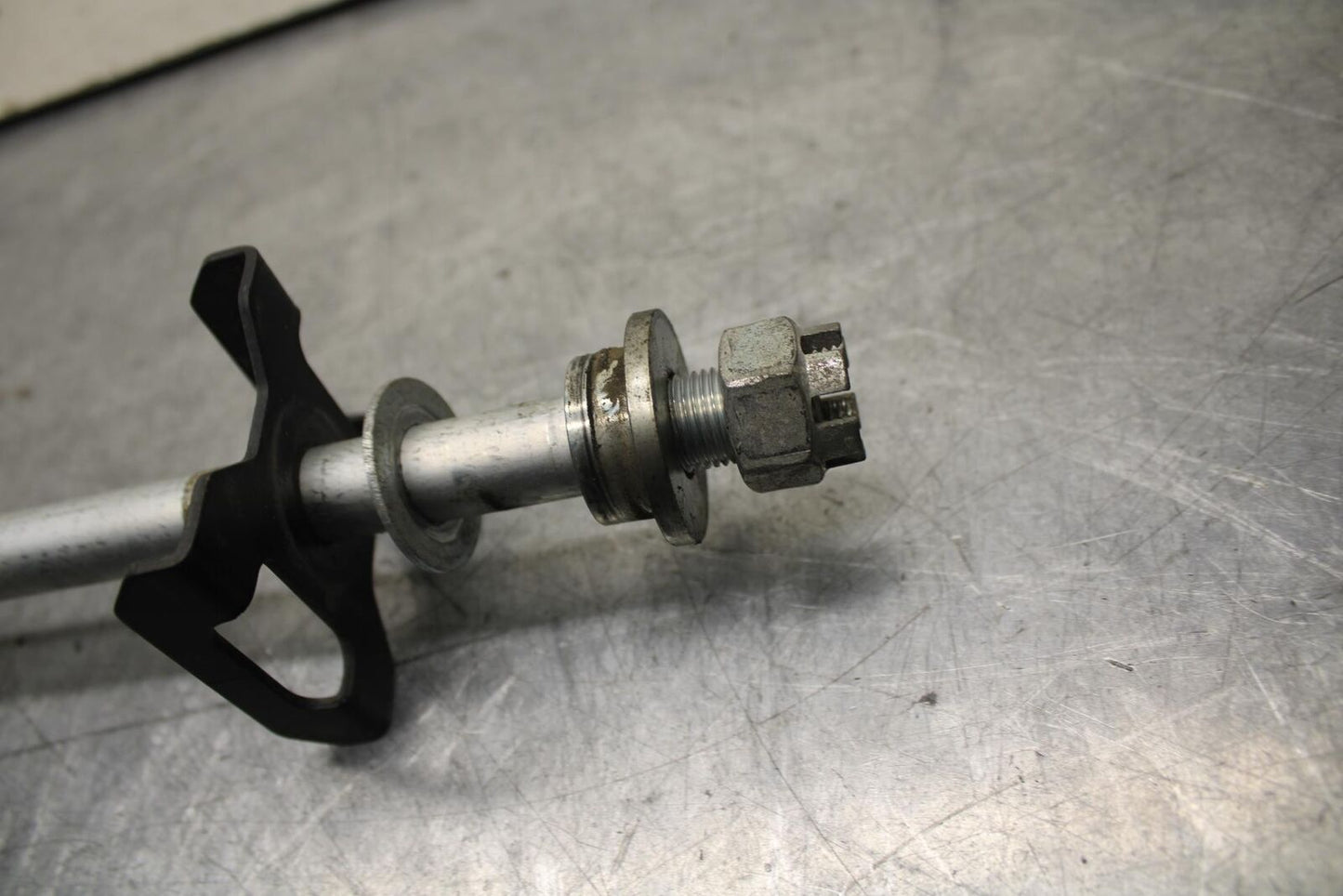 08-12 KAWASAKI NINJA 250R EX250J REAR AXLE BACK WHEEL RIM PIVOT BOLT AXEL BB612