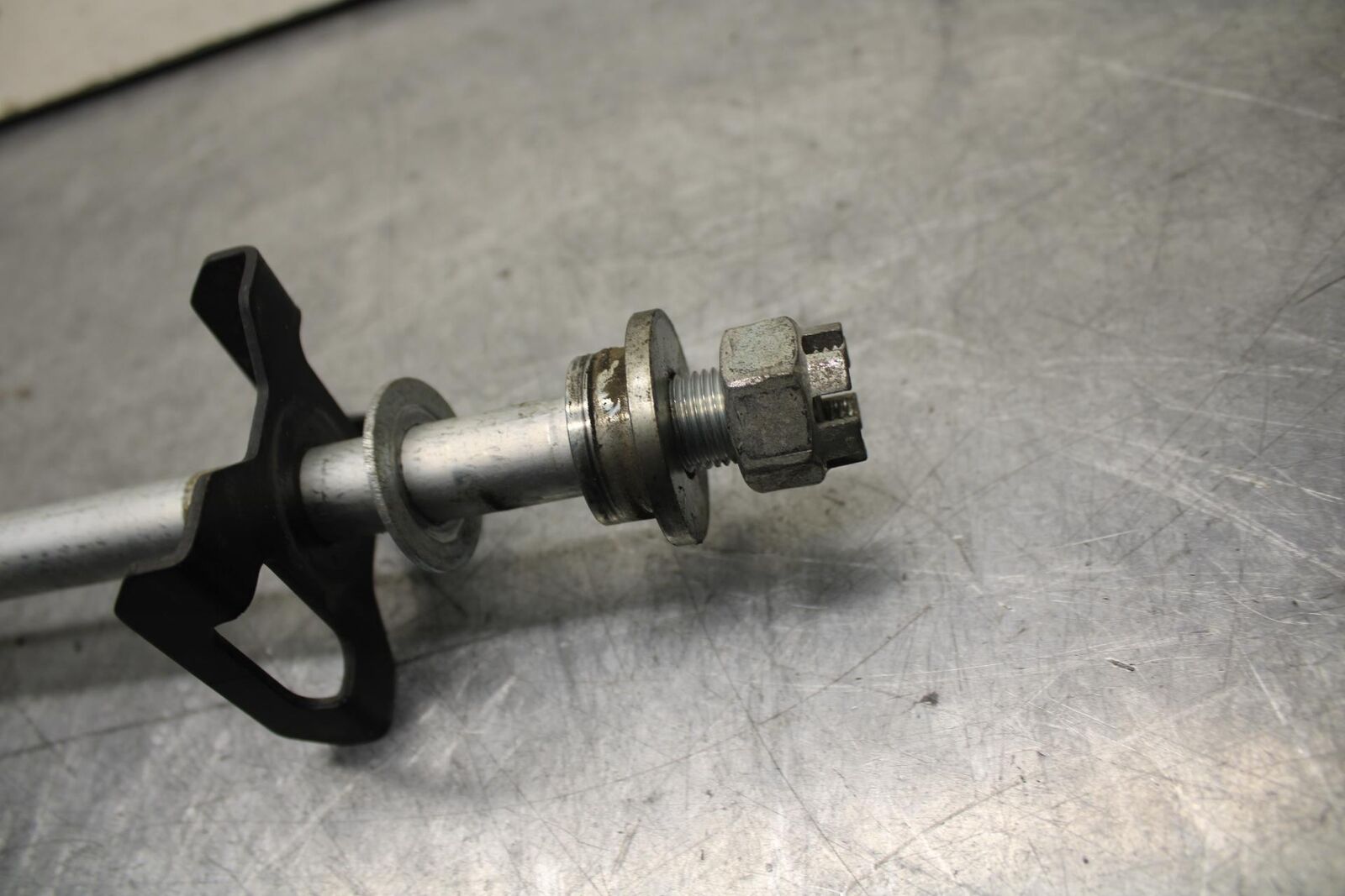 08-12 KAWASAKI NINJA 250R EX250J REAR AXLE BACK WHEEL RIM PIVOT BOLT AXEL BB612