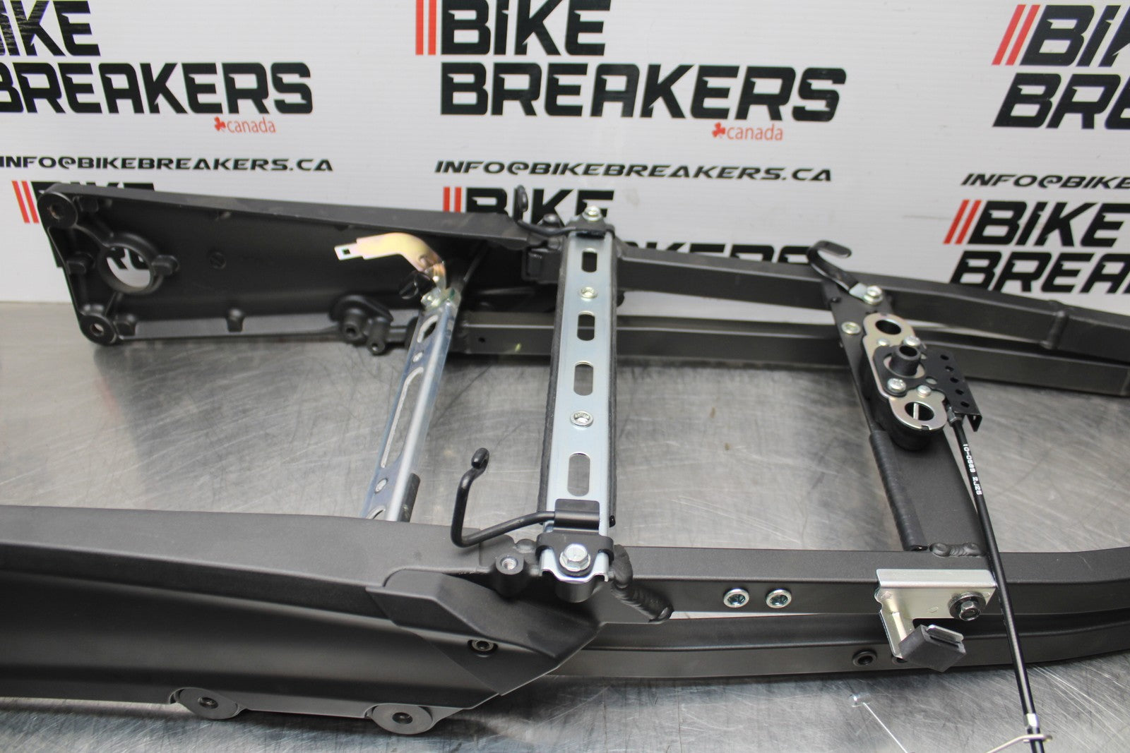 23-24 KAWASAKI NINJA ZX14R NEW! REAR SUBFRAME BACK SUB FRAME BB764