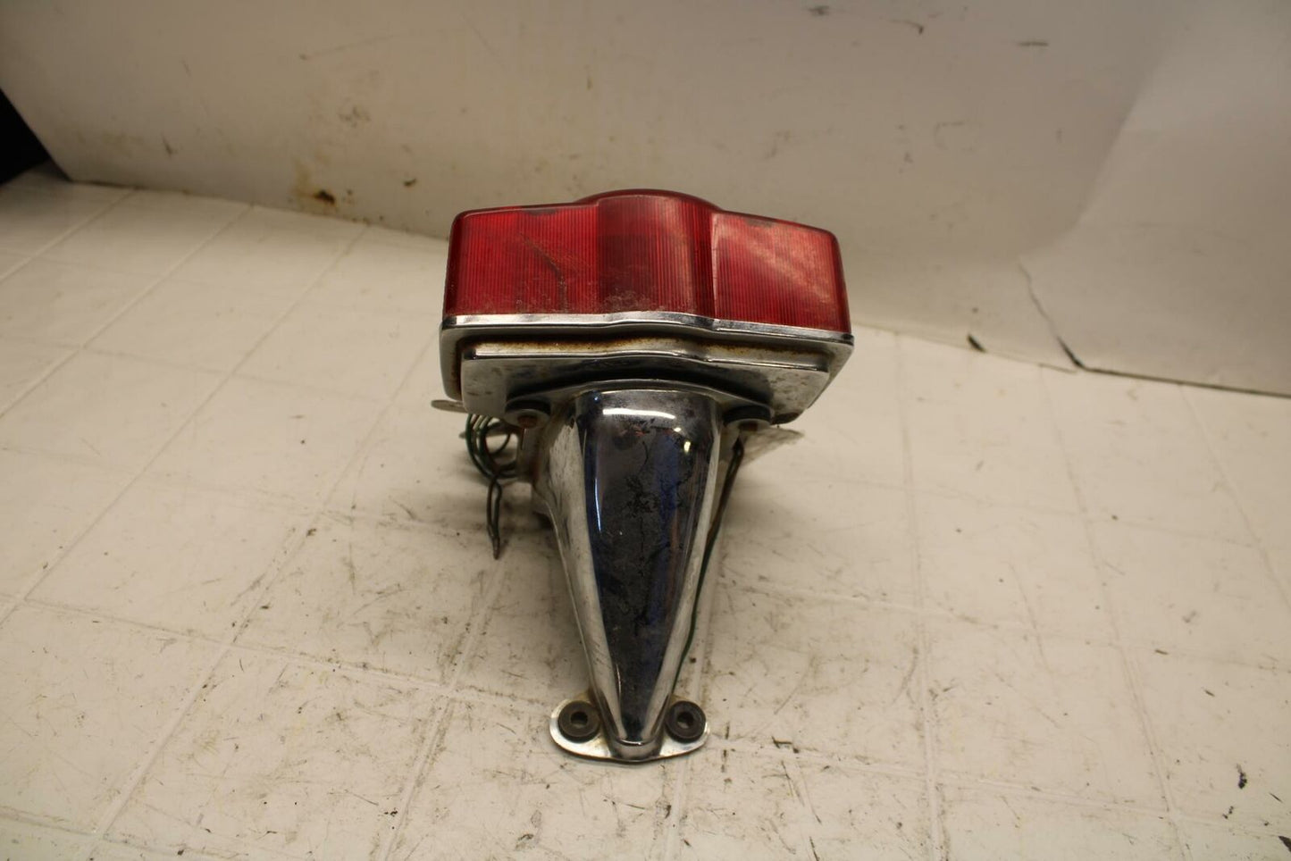 72 HONDA CB500 K1 REAR BACK TAIL LIGHT MOUNT BRACKET BB24