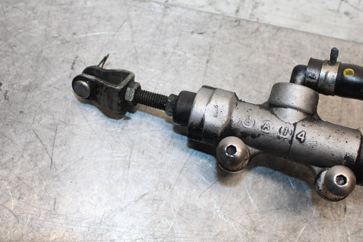 08-10 SUZUKI GSXR750 REAR BACK BRAKE MASTER CYLINDER W RESERVOIR BB58