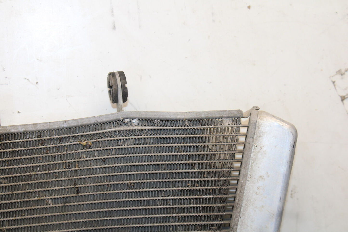 05-06 SUZUKI GSXR1000 ENGINE RADIATOR COOLER COOLING RADIATER 17710-41G00 BB663