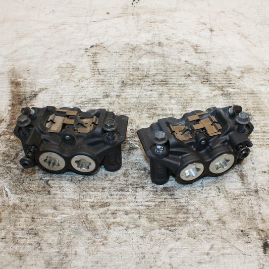 17-19 YAMAHA FZ09 RIGHT LEFT FRONT BRAKE CALIPER SET PAIR CALIPERS BB310