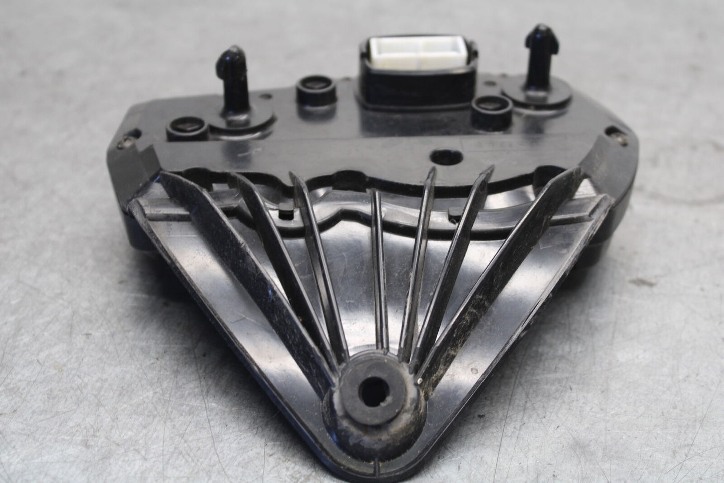 05-06 SUZUKI GSXR1000 SPEEDO TACH GAUGES CLUSTER SPEEDOMETER TACHOMETER BB677