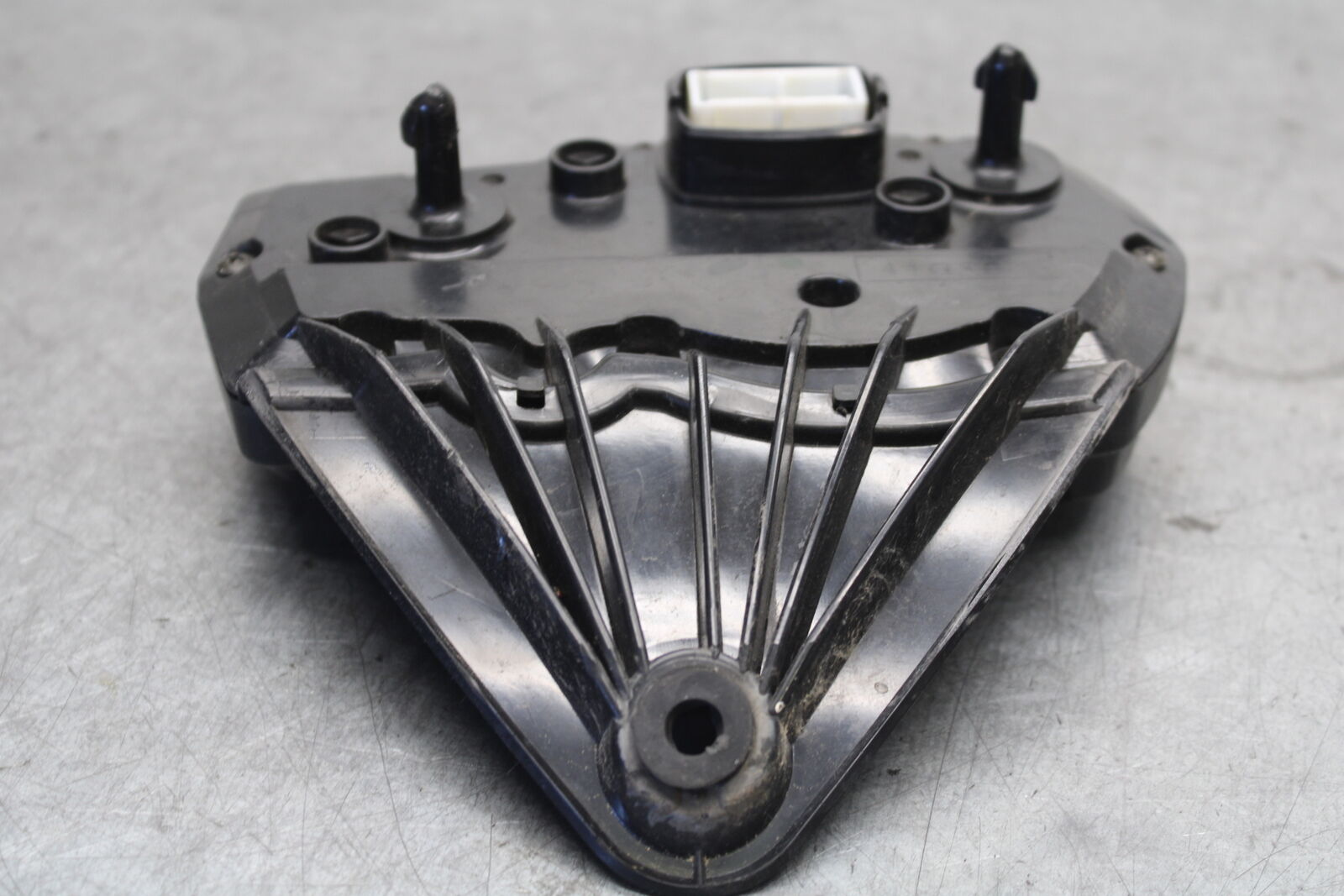 05-06 SUZUKI GSXR1000 SPEEDO TACH GAUGES CLUSTER SPEEDOMETER TACHOMETER BB677