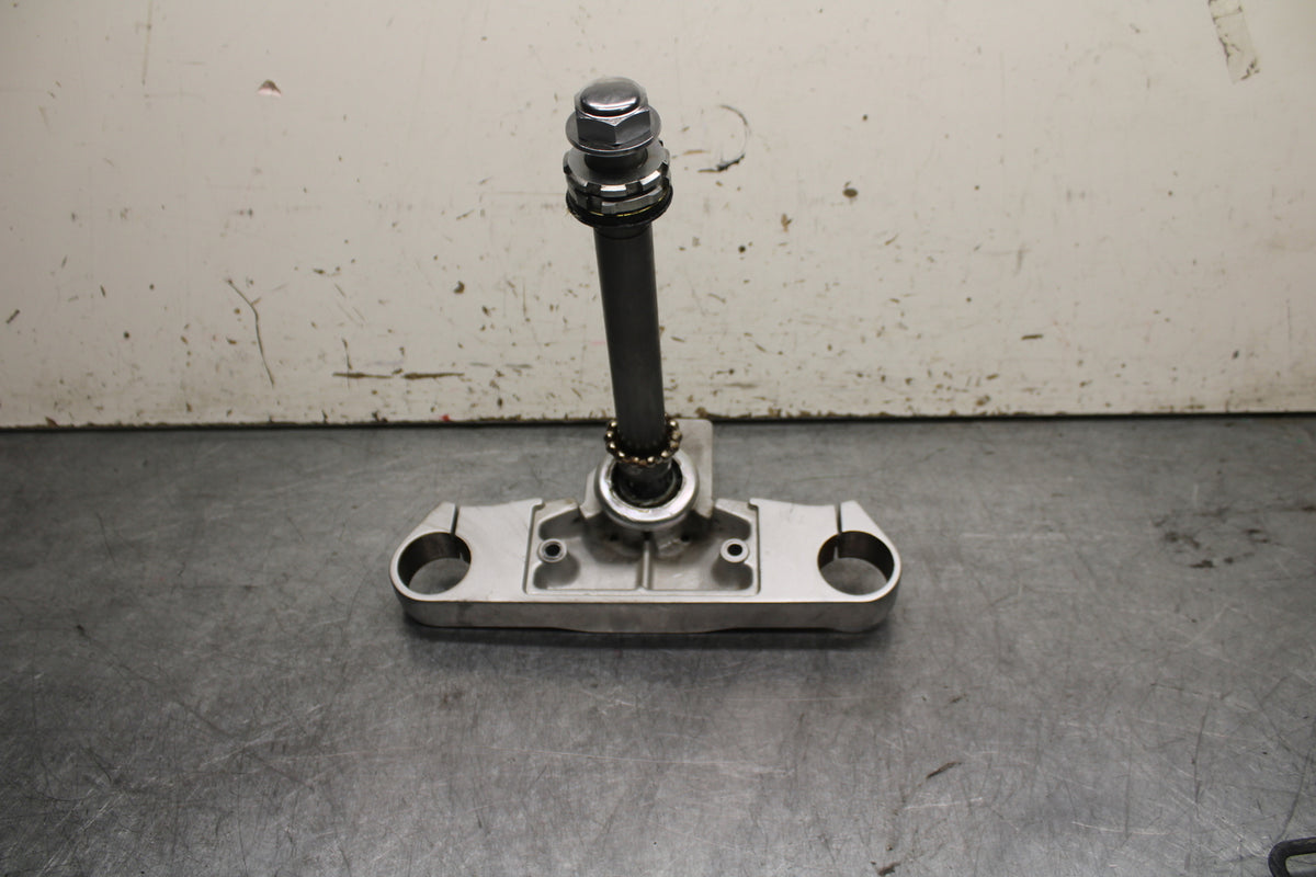 10-13 HONDA SHADOW RS 750 VT750RS FRONT FORKS CLAMP LOWER TRIPLE TREE STEM BB718