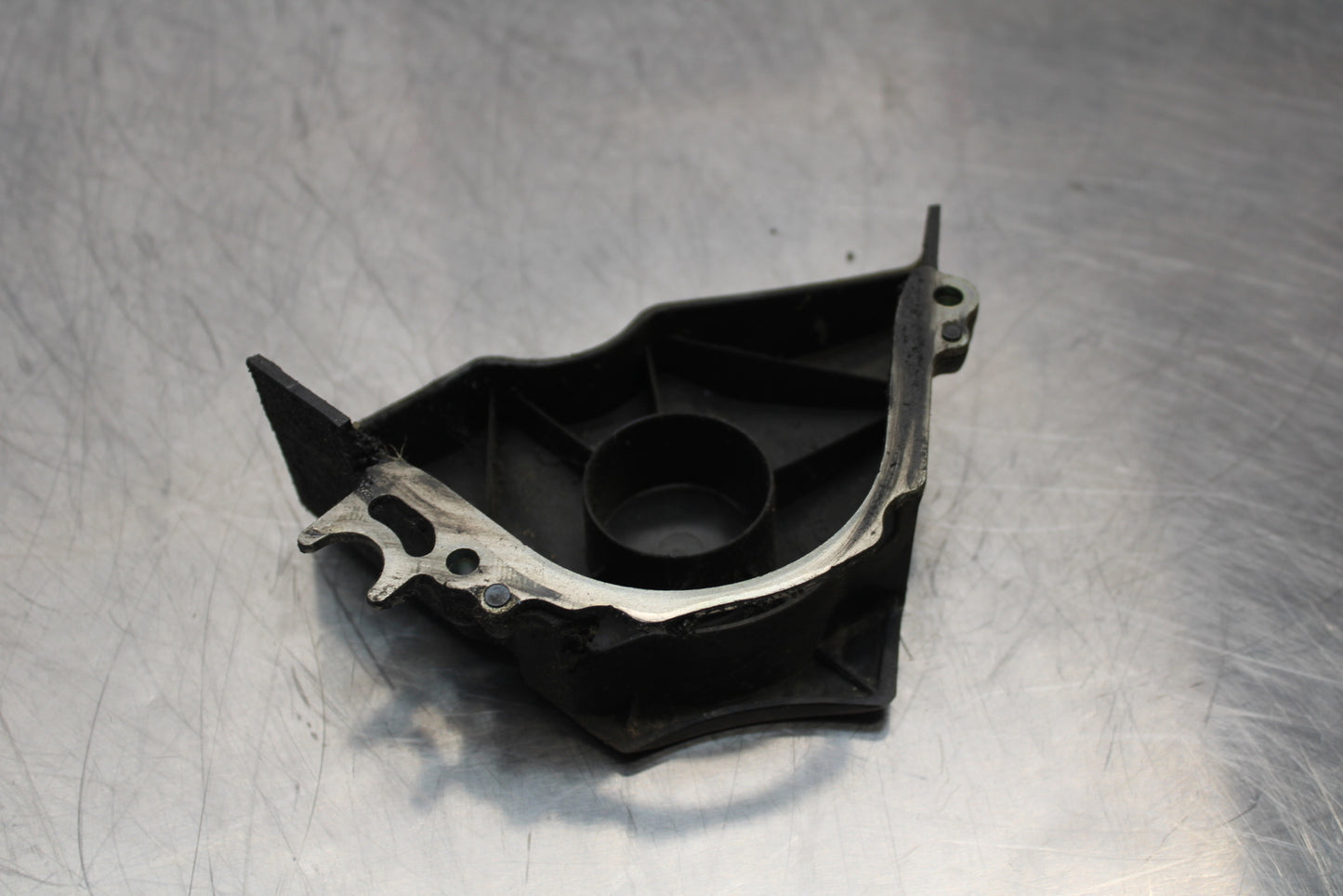 15-16 HONDA CB300F ENGINE SPROCKET COVER BB150