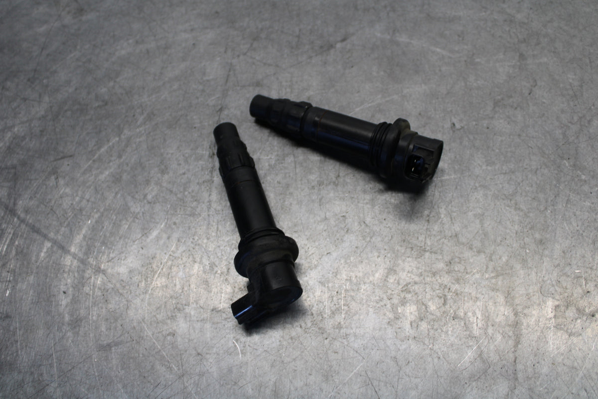 18-24 YAMAHA MT-07 IGNITION COILS COIL SPARK PLUG CAPS BB662