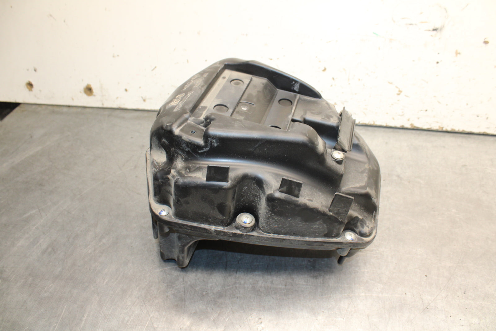 16-17 KAWASAKI VULCAN S 650 EN650 ABS AIRBOX AIR INTAKE FILTER BOX BB731