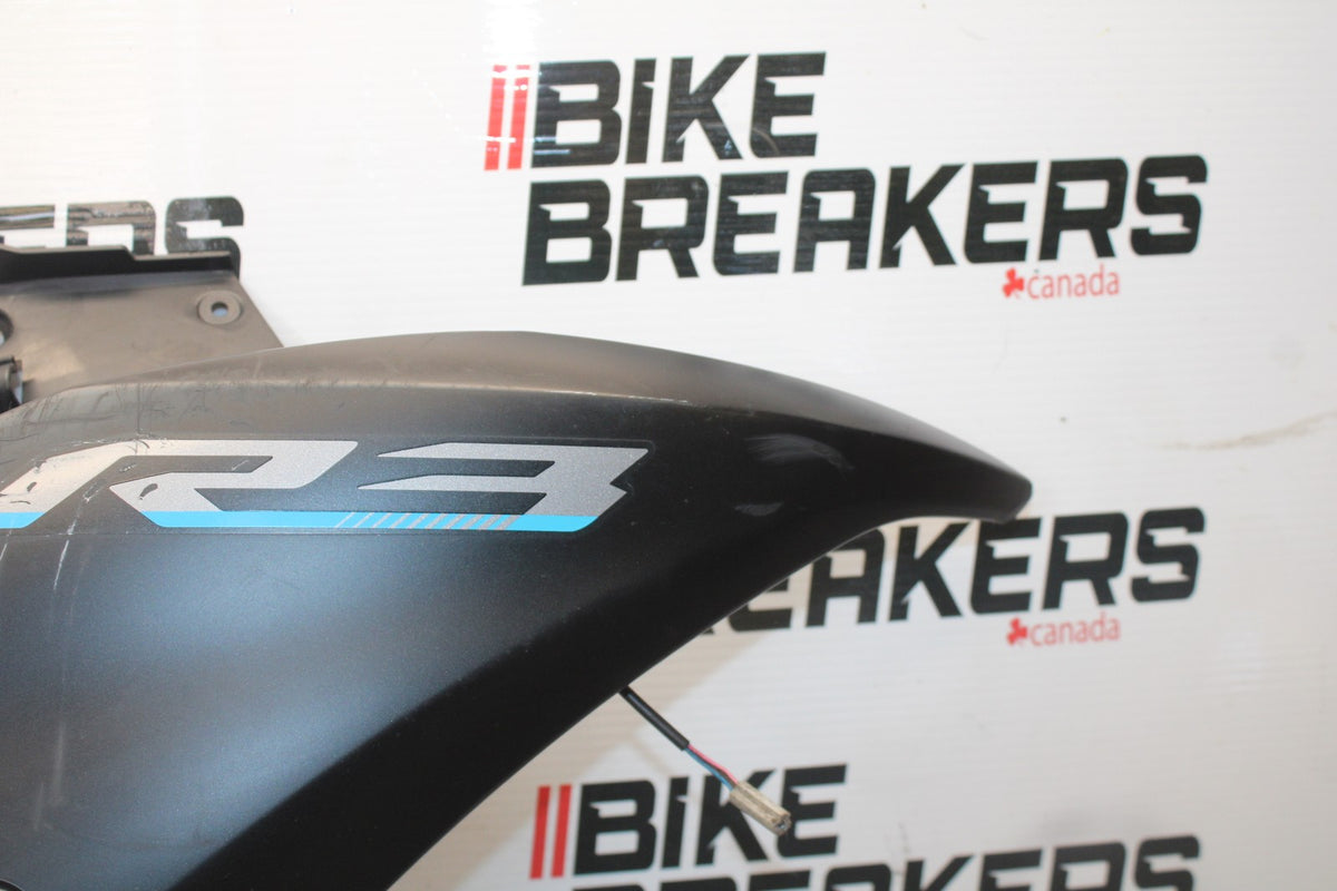 23 YAMAHA YZF R3 RIGHT LOWER MID UPPER SIDE FAIRING COWL  BB003