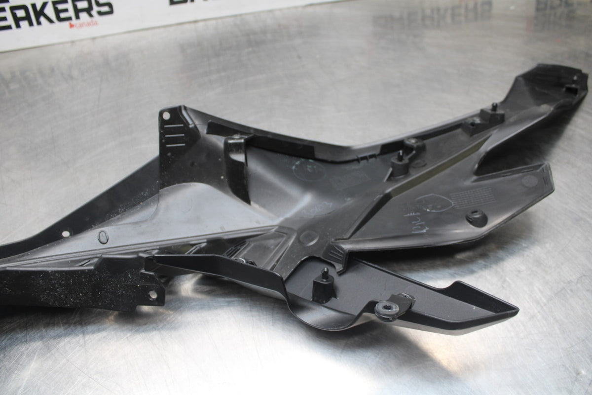 23-26 KAWASAKI NINJA ZX4RR RIGHT FRONT UPPER MID SIDE FAIRING COWL PLASTIC BB00