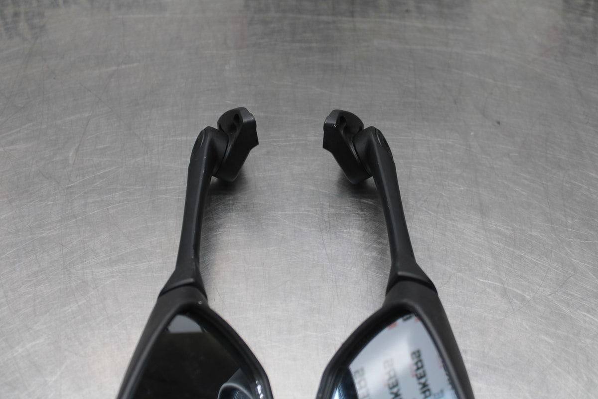 18 SUZUKI GSXR1000 REAR VIEW MIRROR SET PAIR MIRRORS BB642
