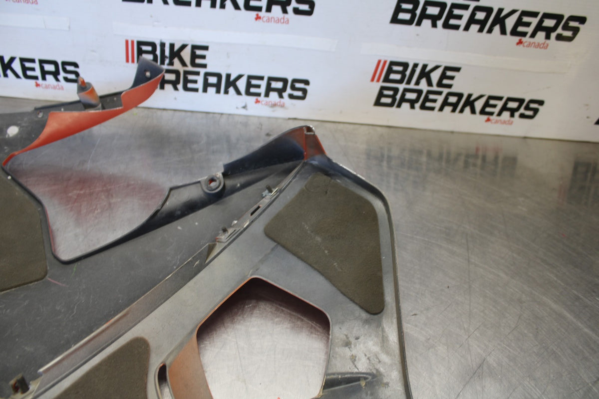 03-04 YAMAHA YZF R6 RIGHT LOWER MID UPPER SIDE FAIRING COWL  BB890