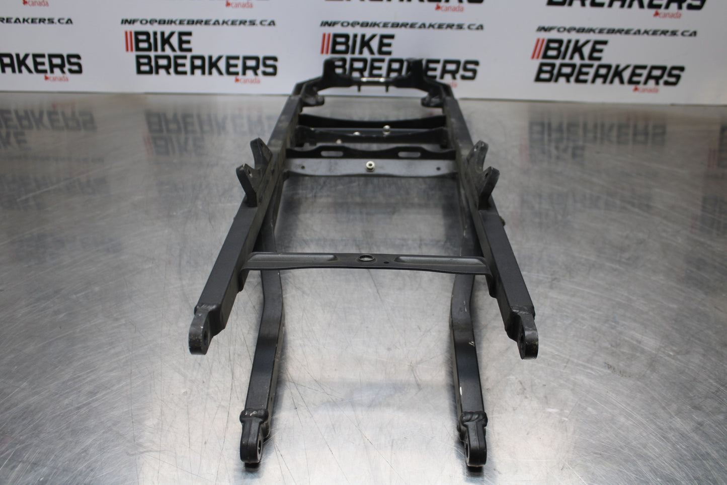 04-05 KAWASAKI NINJA ZX10R REAR SUBFRAME BACK SUB FRAME BB163