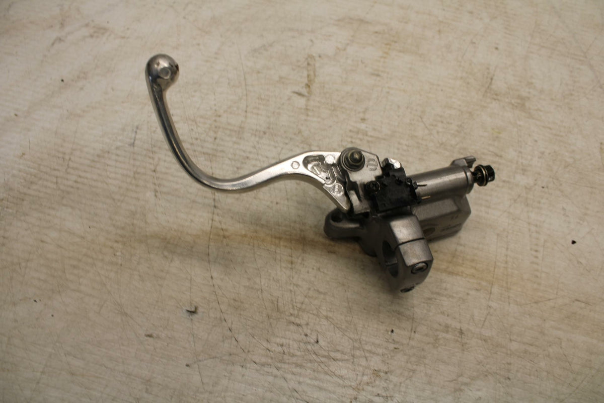 04-06 HONDA SHADOW 750 VT750C FRONT BRAKE MASTER CYLINDER BB360